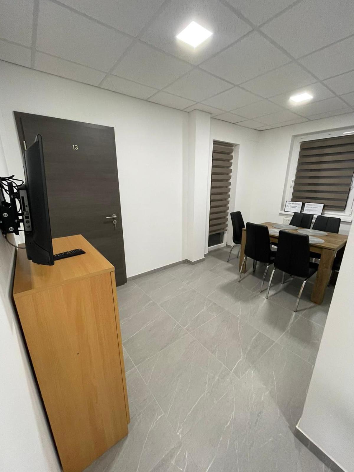 Alom Vendeghaz Hotel Dunaújváros Buitenkant foto