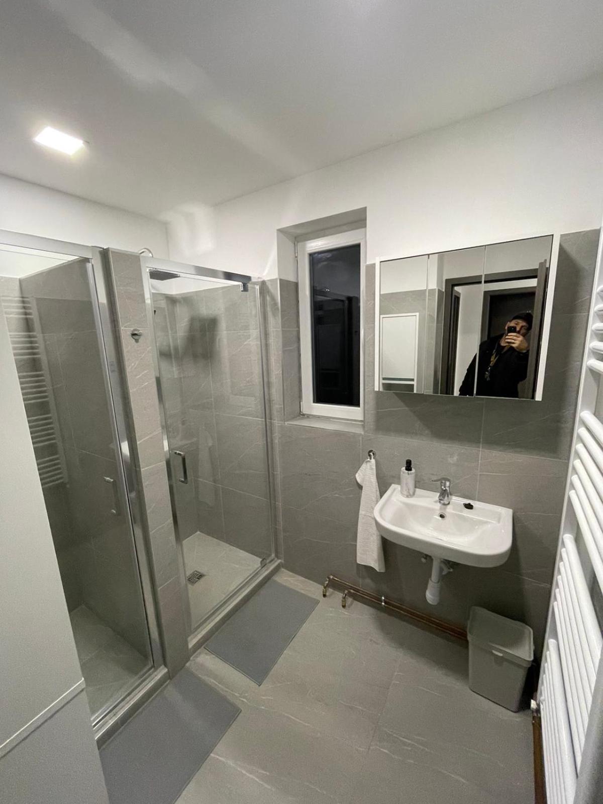 Alom Vendeghaz Hotel Dunaújváros Buitenkant foto